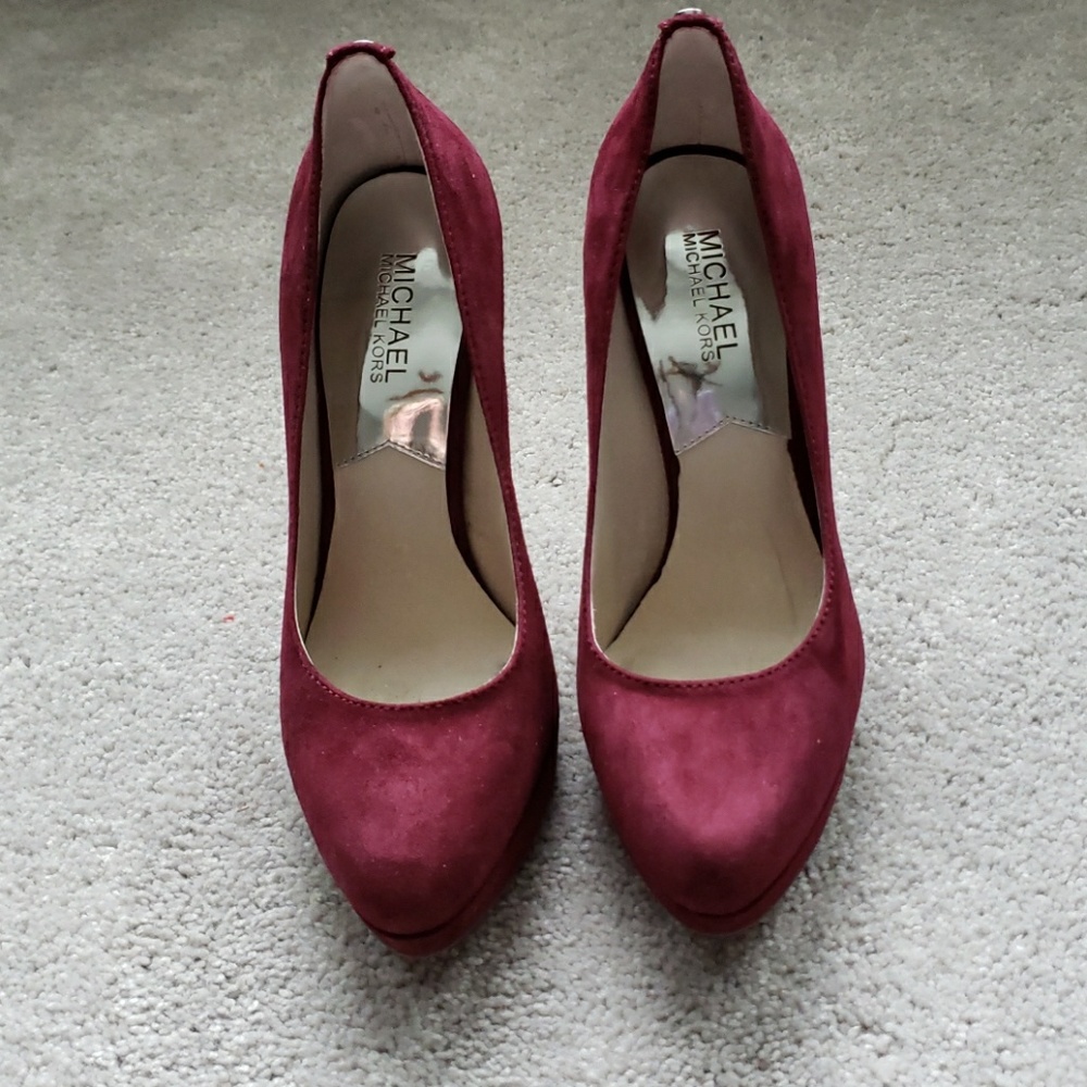 Michael Kors York Suede Pump